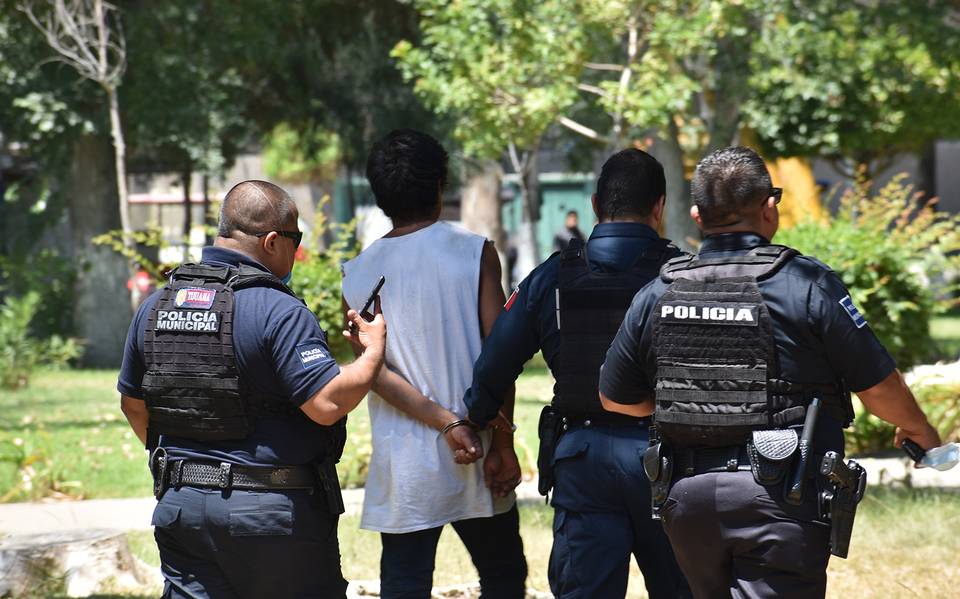 detenido policia municipal Tijuana