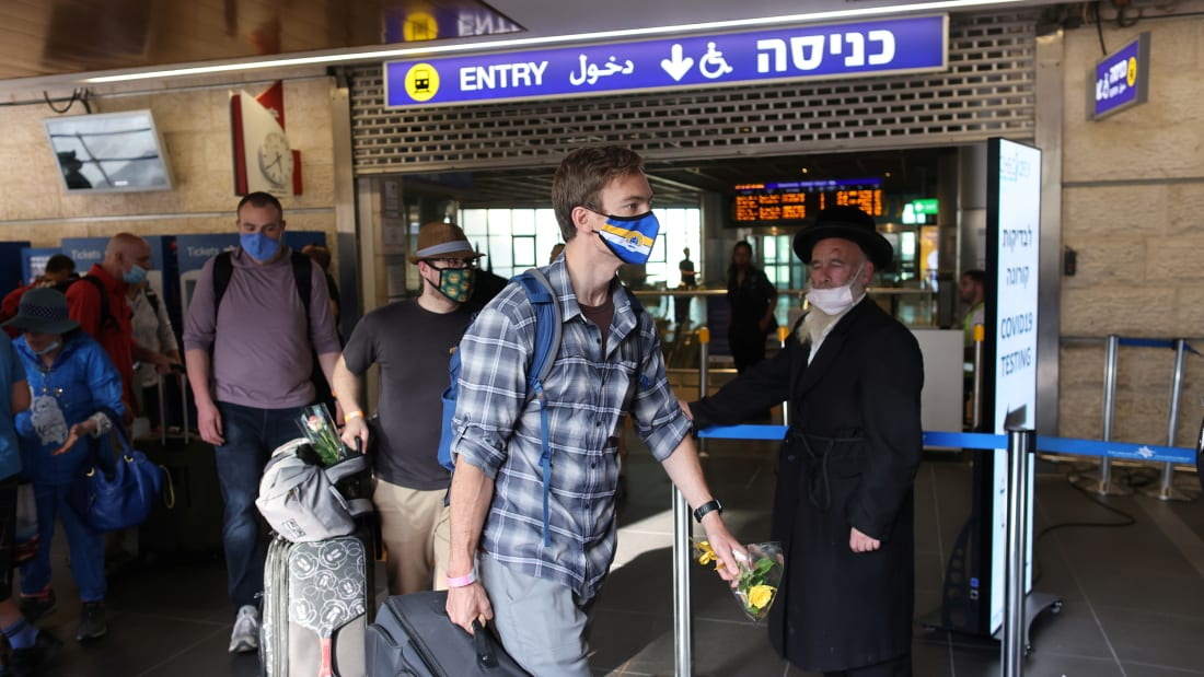 210905223240 israel tourists file