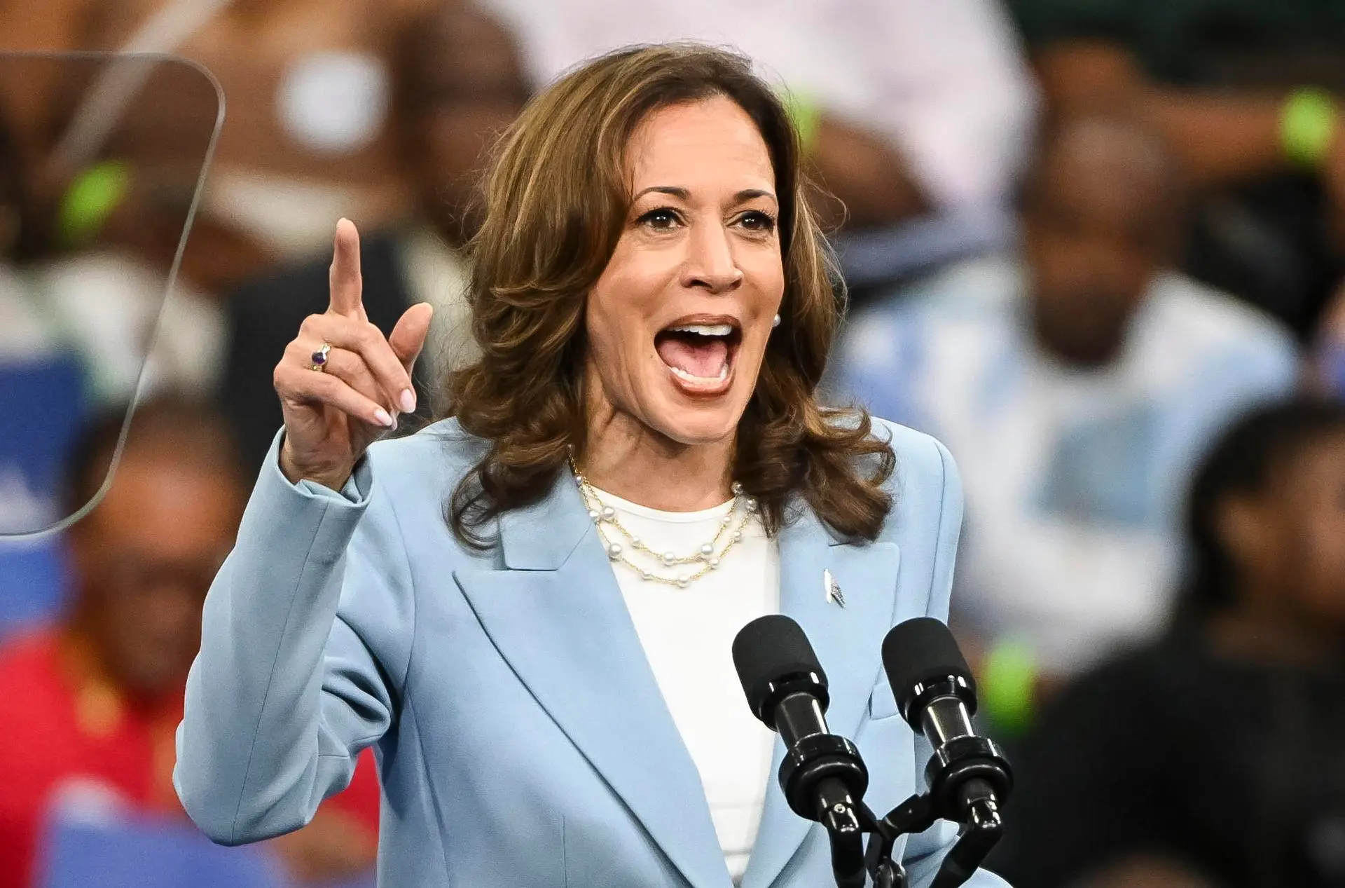 kamala harris democratas 2