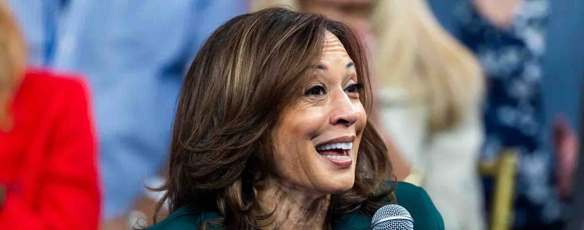 kamala harris 2 1 copia