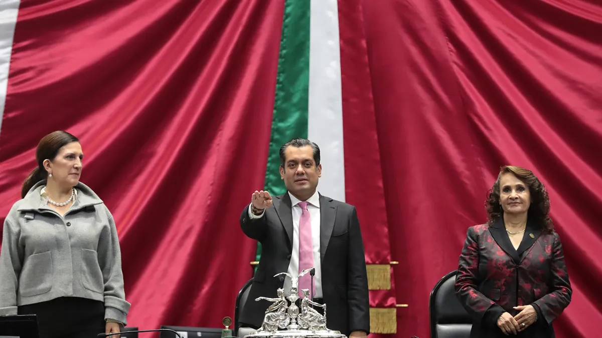 sergio gutierrez luna presidente de la mesa directiva de la camara de diputados